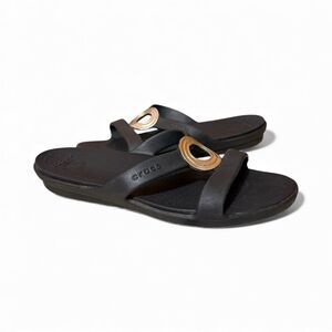 Crocs Sandals Womens Size 8 Black With Silver Wedge Heels Slip On Thong Shoes